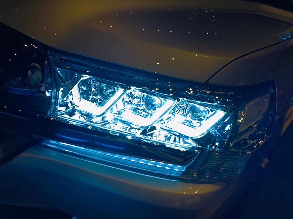 3眼LEDヘッドライト