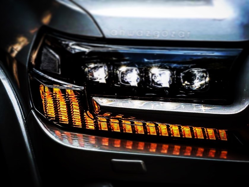 4眼LEDヘッドライト（前期用）