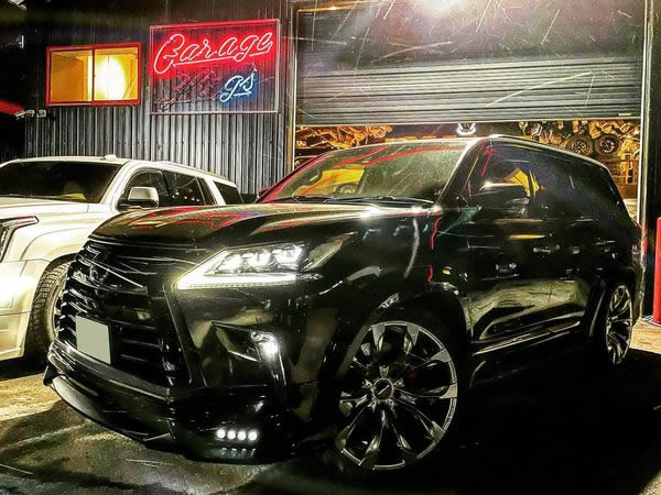 LEXUS LX570